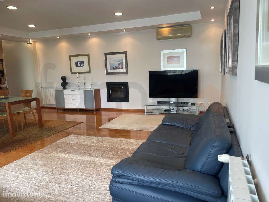 Penthouse Exclusiva com Terraço Panorâmico - Setúbal-31
