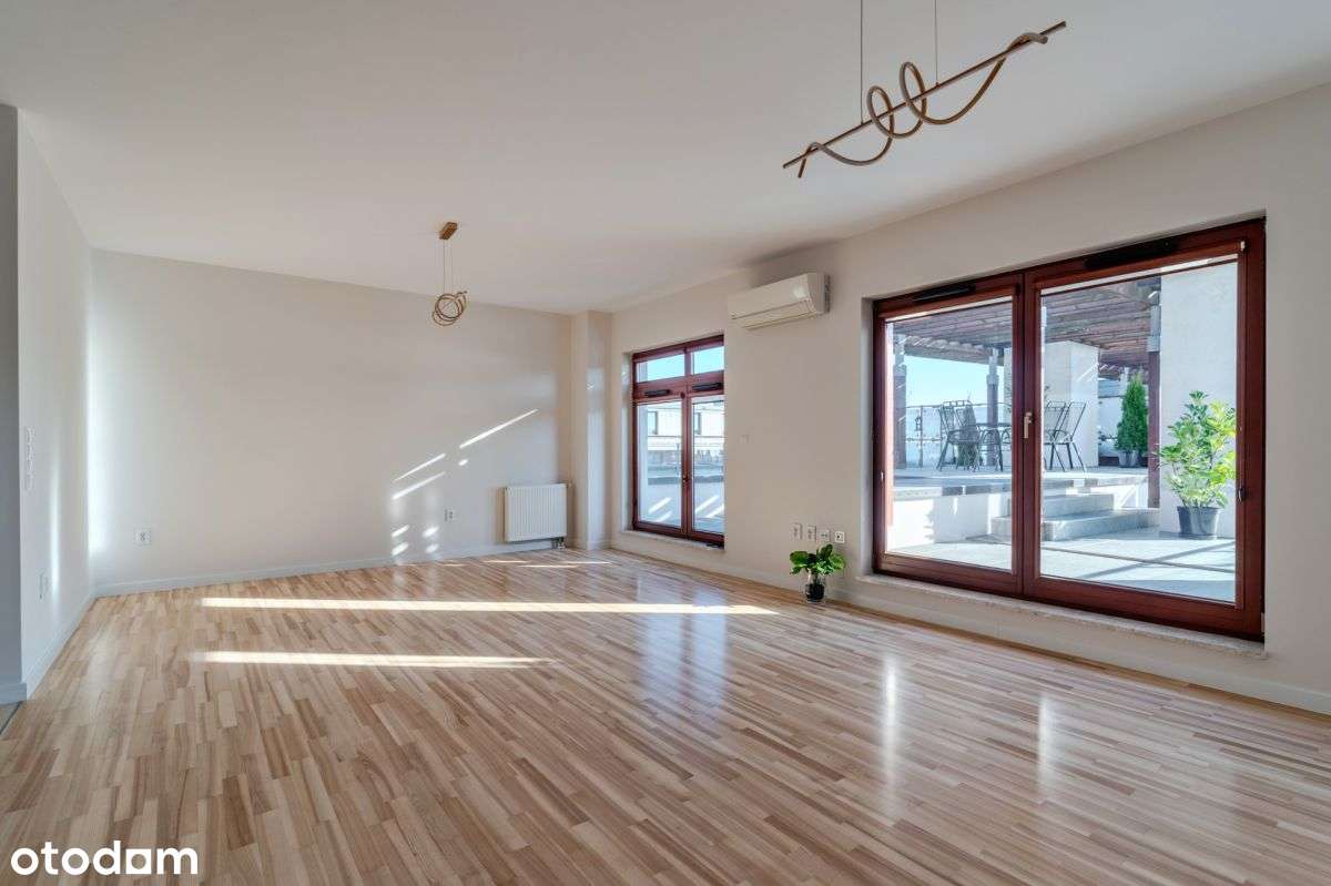 Ostatnie piętro,rodzinny penthouse z dużym tarasem-8