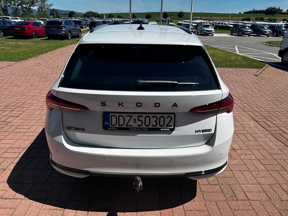 SKODA OCTAVIA Octavia Combi  Sportline 1,5 TSI 150 KM DSG