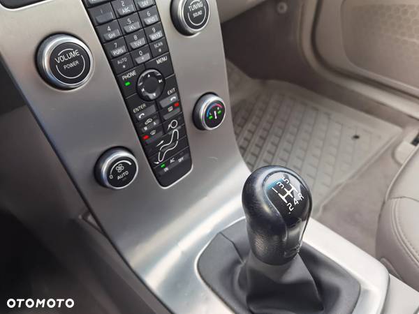 Volvo C30 1.6D DRIVe Momentum - 20
