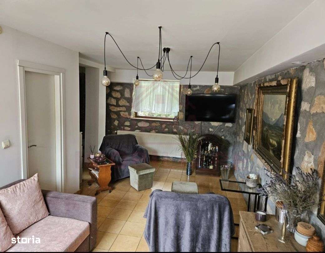 CASĂ DE VÂNZARE ÎN POUANA MĂRULUI,JUD. CARAȘ-SEVERIN-2