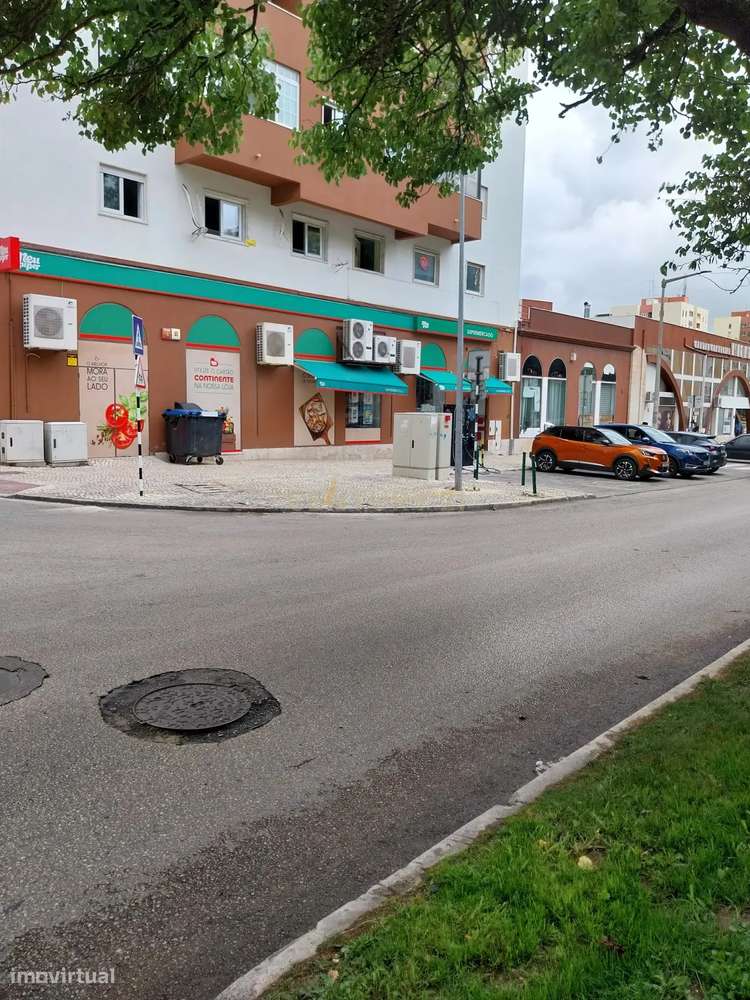 Espaço Comercial-Corroios-Excelente Oportunidade de Investimento - Grande imagem: 5/10