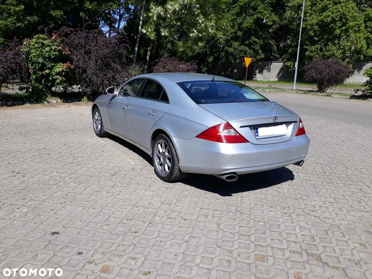 Mercedes-Benz CLS 500 - 12