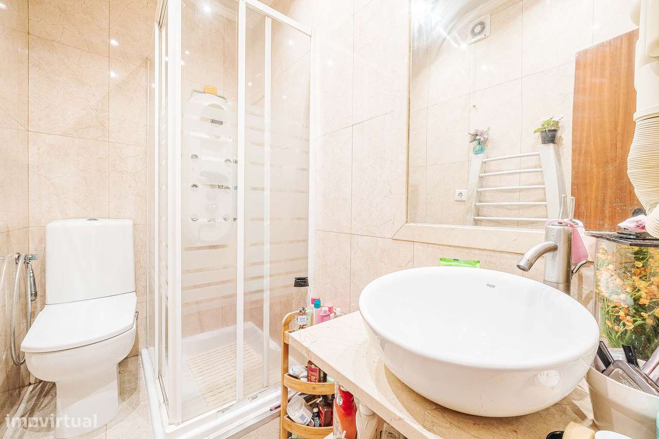 T3 em Mem Martins muito luminoso-16