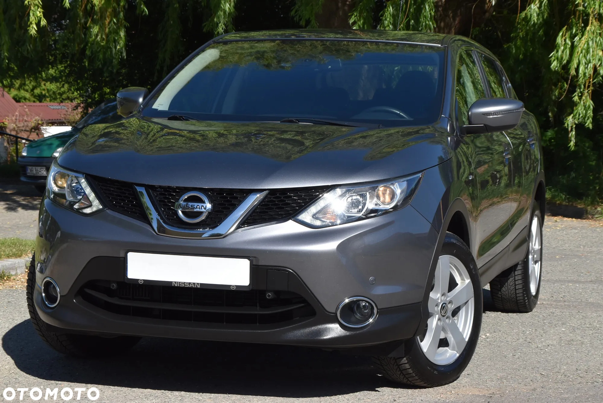 Nissan Qashqai - 2