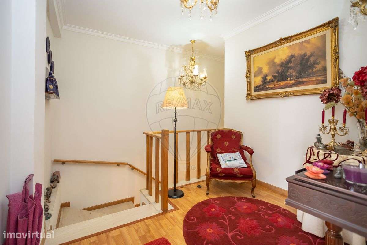 Moradia T4 para venda-24