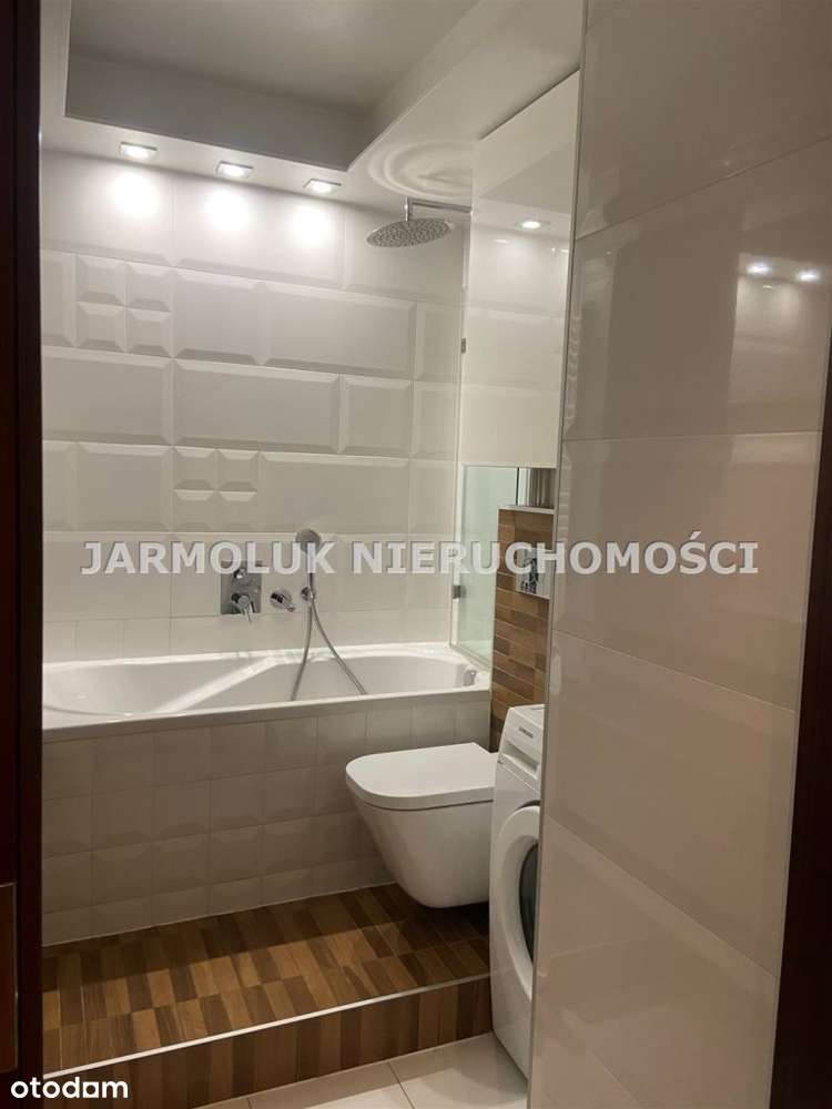 Kompaktowe, funkcjonalne do zamieszkania-9