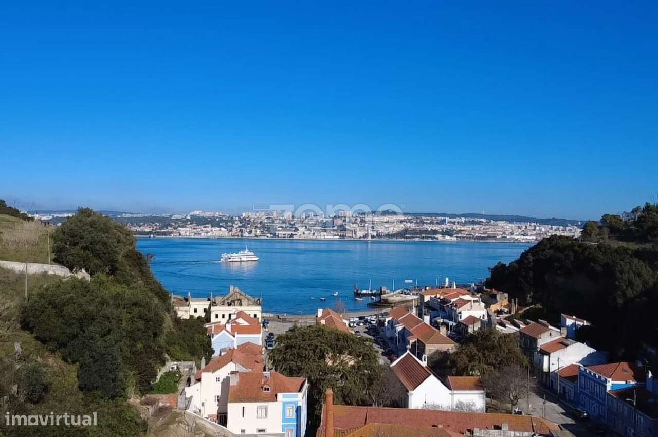 Prédio Urbano com 4 apartamentos T2, em Porto Brandão. - Grande imagem: 2/52