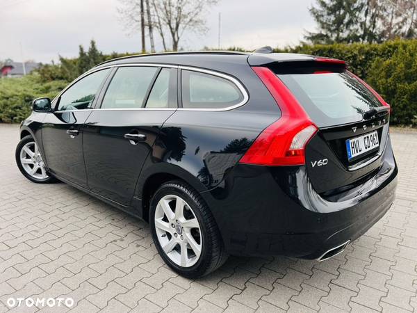 Volvo V60 D4 Drive-E Summum - 33