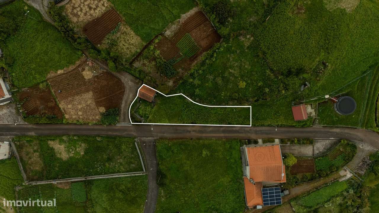 Palheiro com terreno - Achadas da Cruz - Porto Moniz - Grande imagem: 5/8