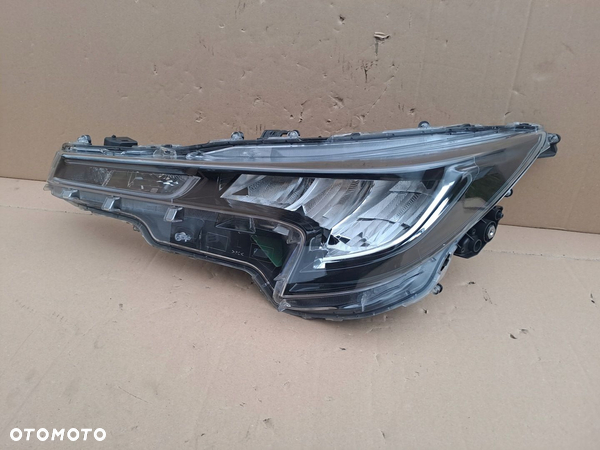 TOYOTA COROLLA E21FULL LED LEWA LAMPA 81150-02s60 UŻYWANY - 2