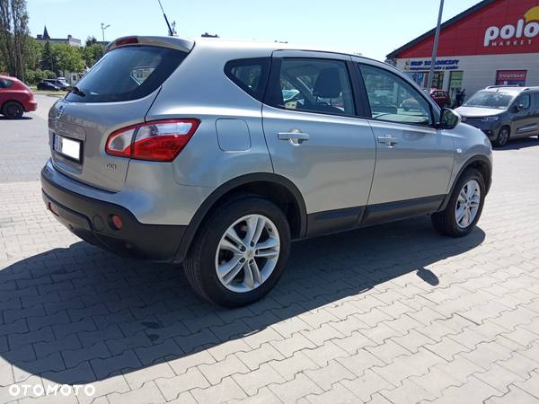 Nissan Qashqai - 4