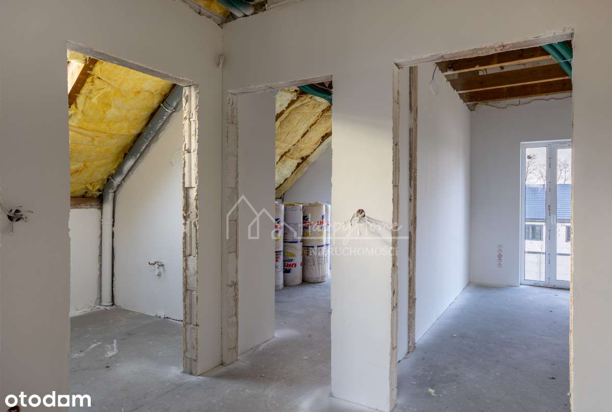 Nowoczesny dom wolnostojący w Kępie—Cicha okolica-12