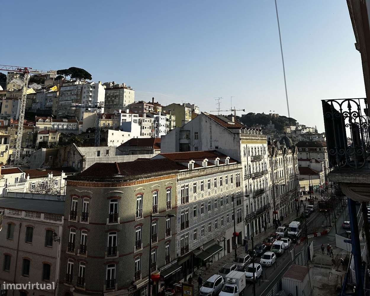 T3 para venda na Av. Almirante Reis - Grande imagem: 2/26