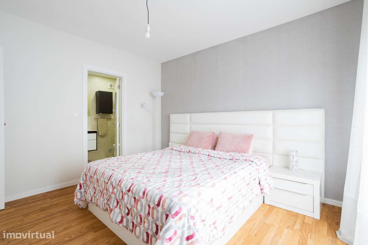 Apartamento T3 com 163 m², Box e Arrecadação-17