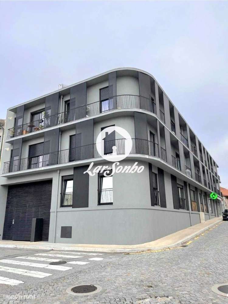 T2 praticamente Novo em Matosinhos-11