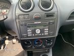 Ford Fiesta 1.3 - 6