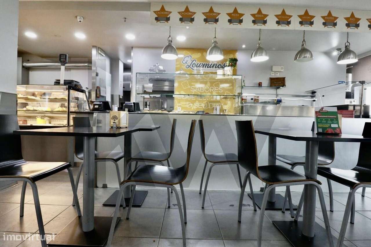 Trespasse de Padaria / Pastelaria no Centro de São João da Madeira-3