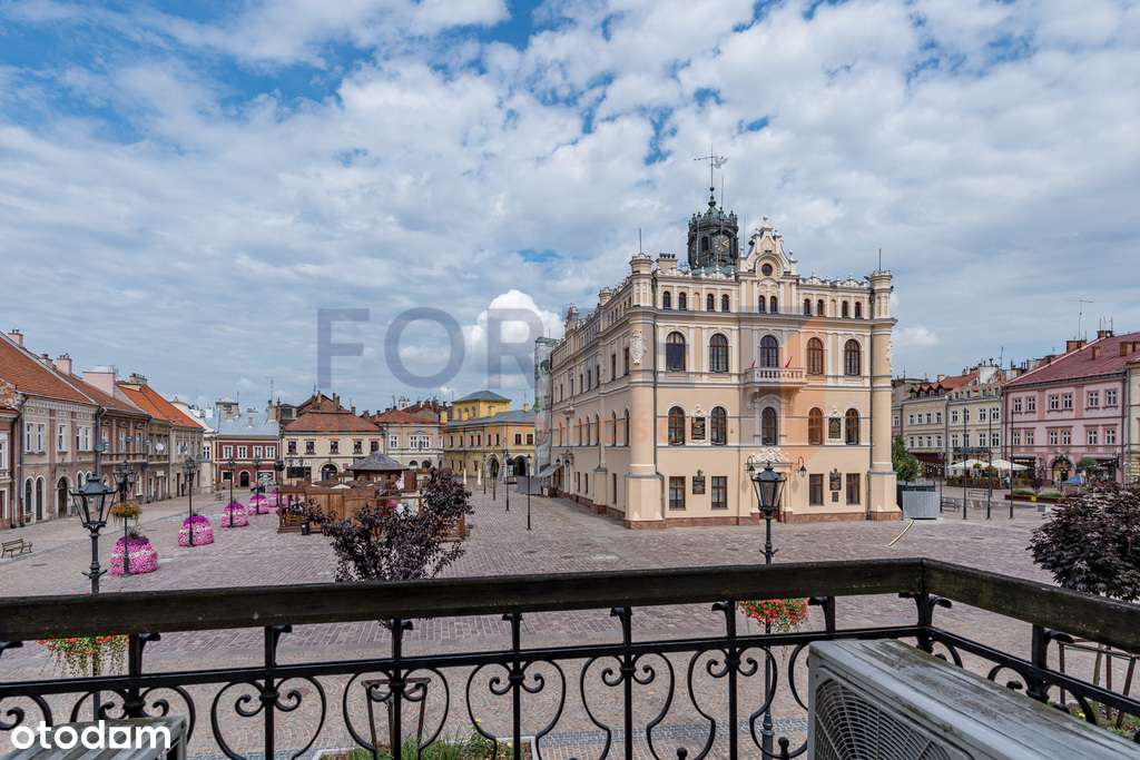 Kamienica w doskonałej lokalizacji miasta-9