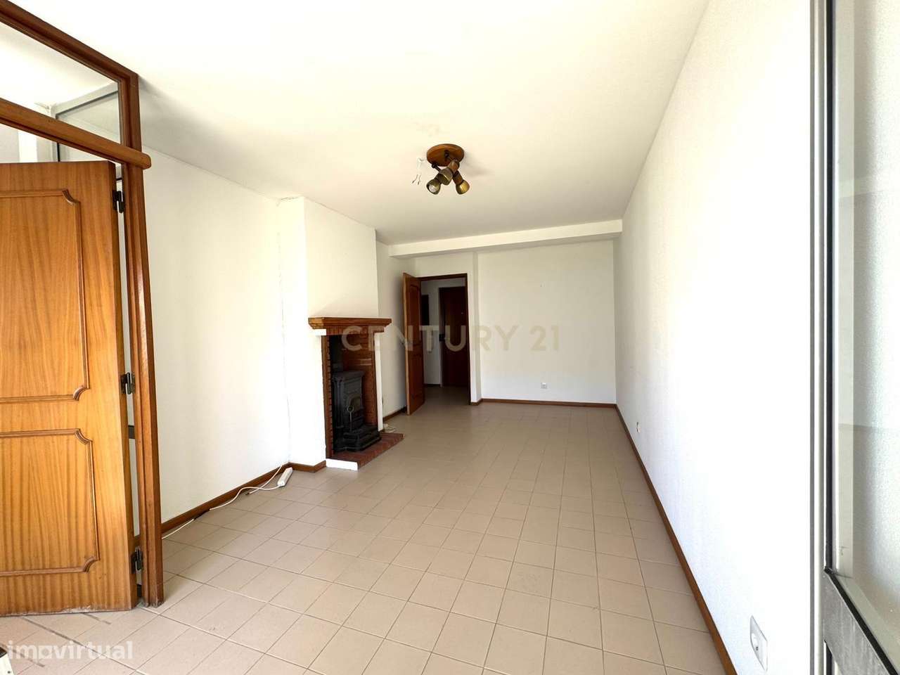 Duplex T3 na Rua João Lopes - Costa da Caparica - Grande imagem: 5/18