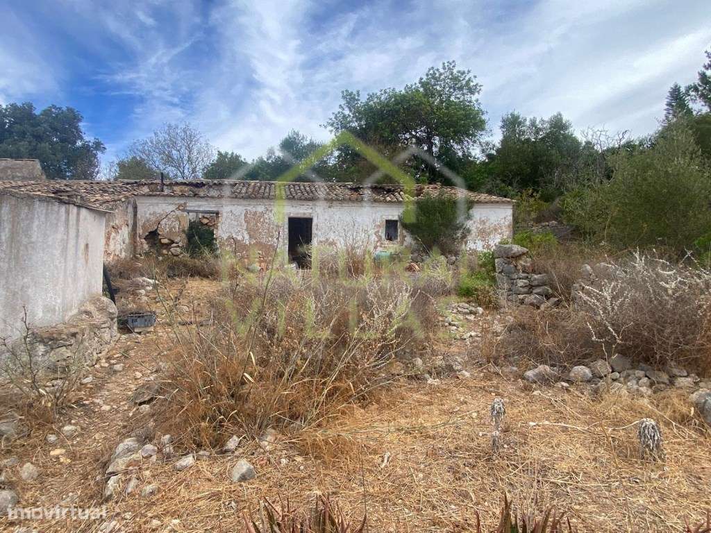 Ruína com Vista Mar Panorâmica em Alcaria Cova, Estoi - Grande imagem: 3/10