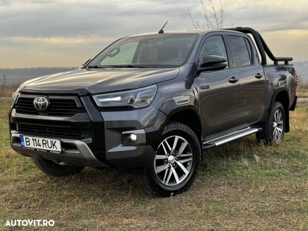 Toyota Hilux 4x4 Double Cab A/T Invincible - 2