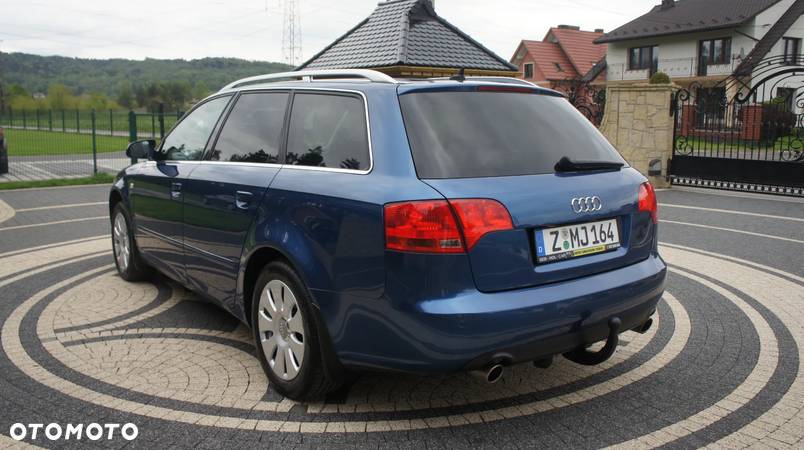 Audi A4 Avant 1.8T Quattro - 6