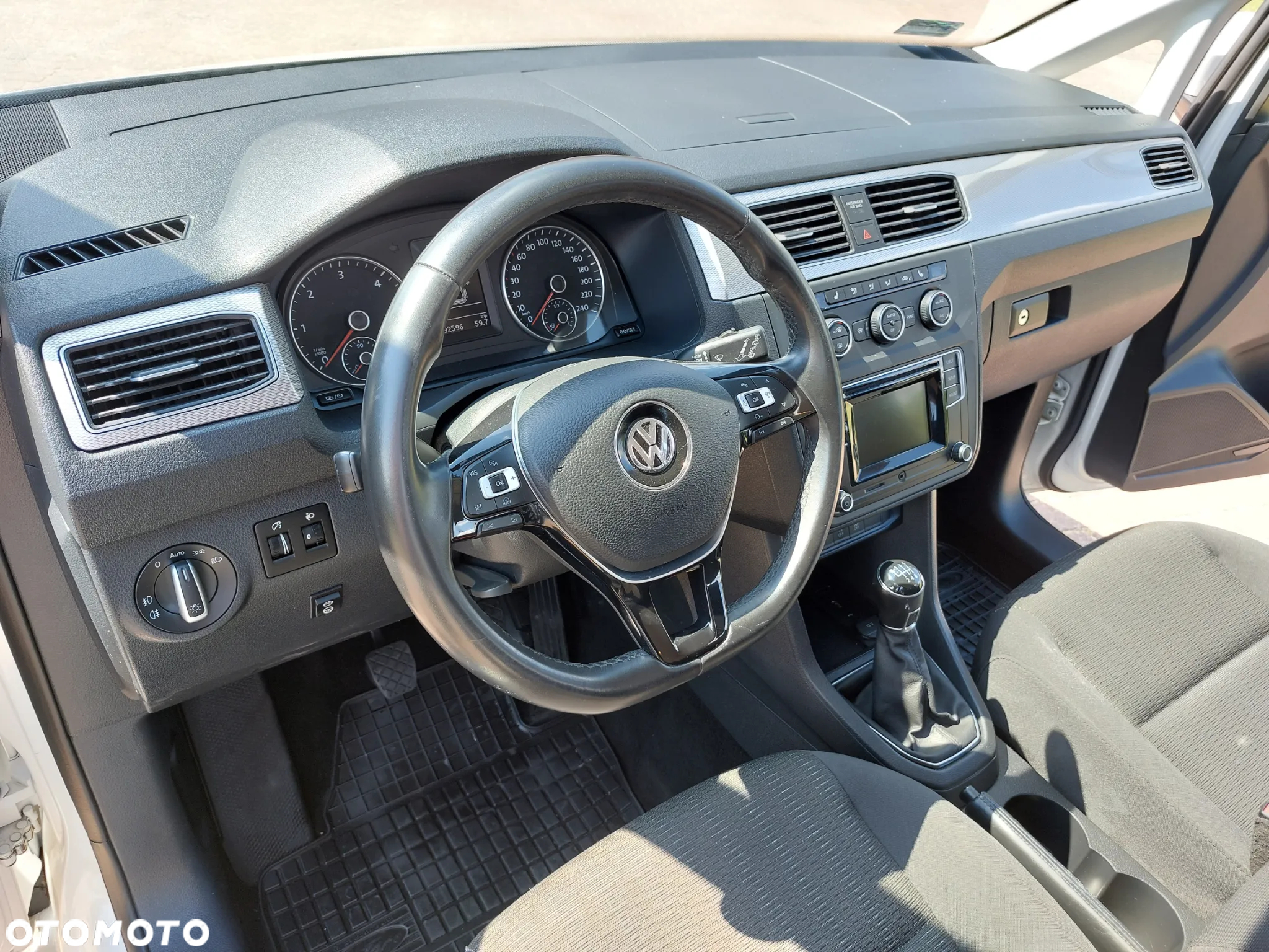 Volkswagen Caddy Maxi 2.0 TDI Comfortline - 14