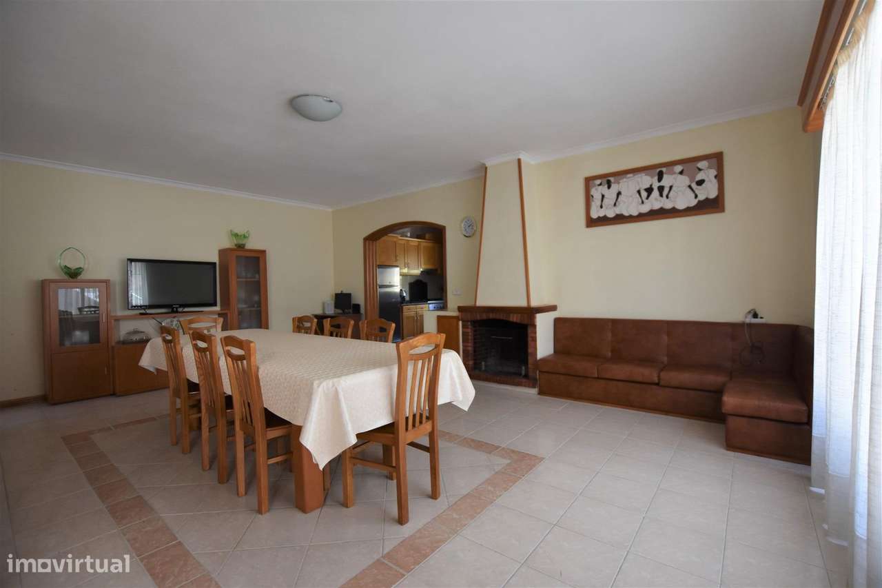 Moradia T4 Independente em Bustos - Grande imagem: 2/29