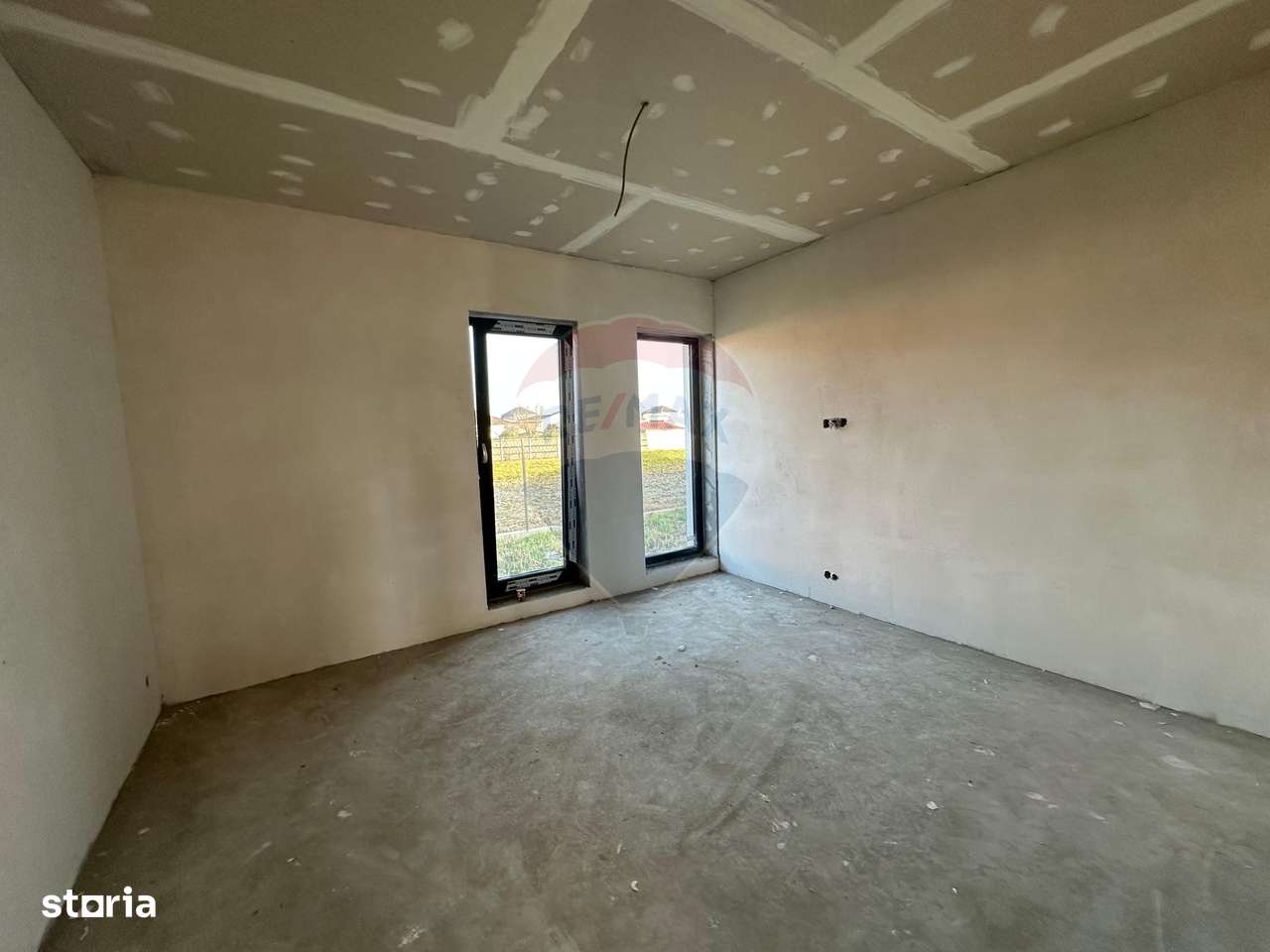 DE VANZARE - CASA MODERNA - alege finisaje - Imagine principală: 5/8