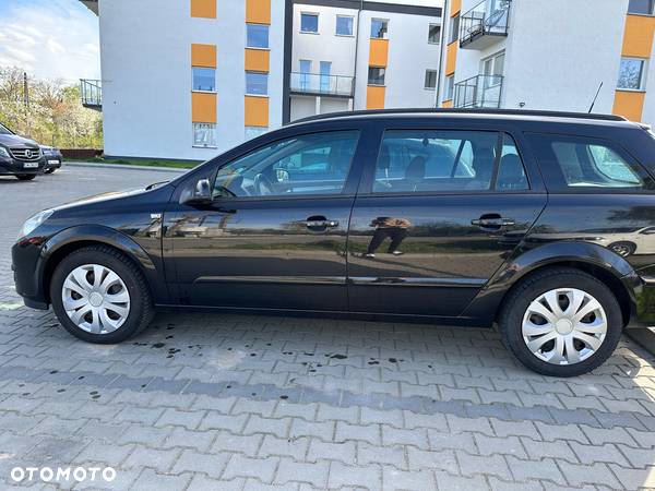 Opel Astra 1.9 CDTI Caravan DPF Edition - 10