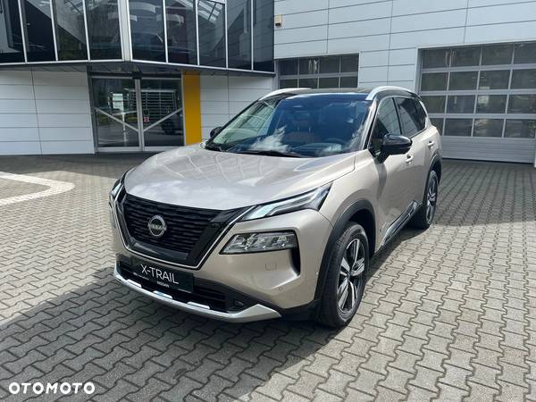 Nissan X-Trail - 1