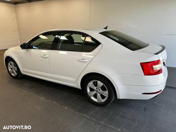 Skoda Octavia 1.5 TSI Ambition - 6