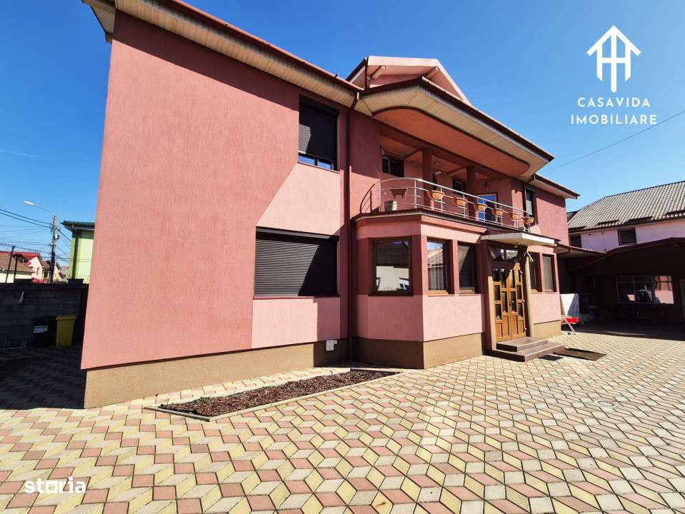 Casa spatioasa de vanzare in Lugoj – Str. 1 Mai - Imagine principală: 1/16