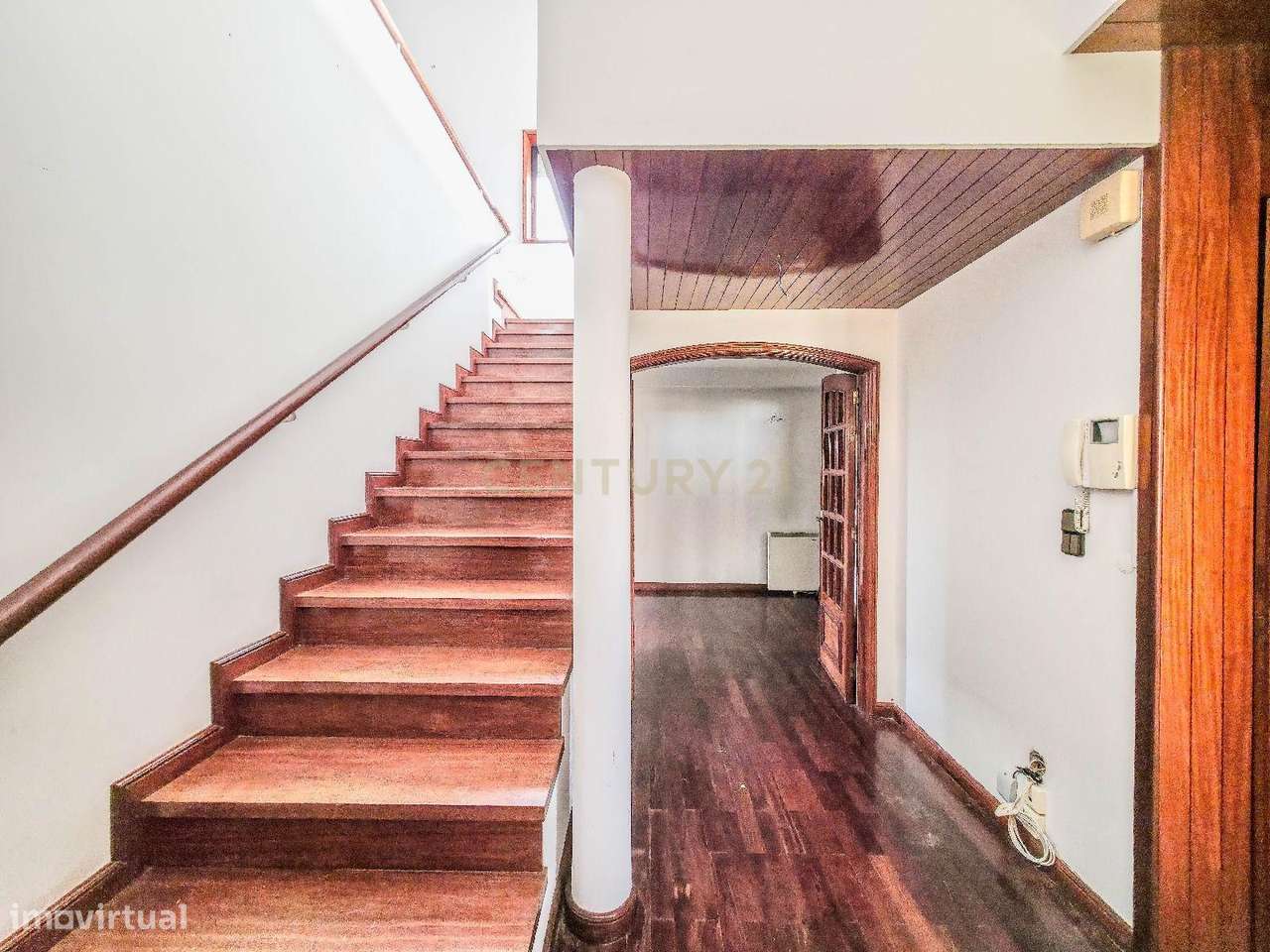 Moradia em Arcozelo — Elegância, Espaço e Proximidade ao Mar-18