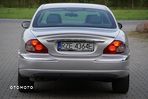 Jaguar X-Type 2.0 D Executive - 16