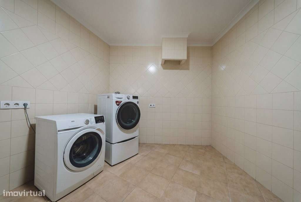 Moradia T7 isolada, com 5 suítes e vistas deslumbrantes-39