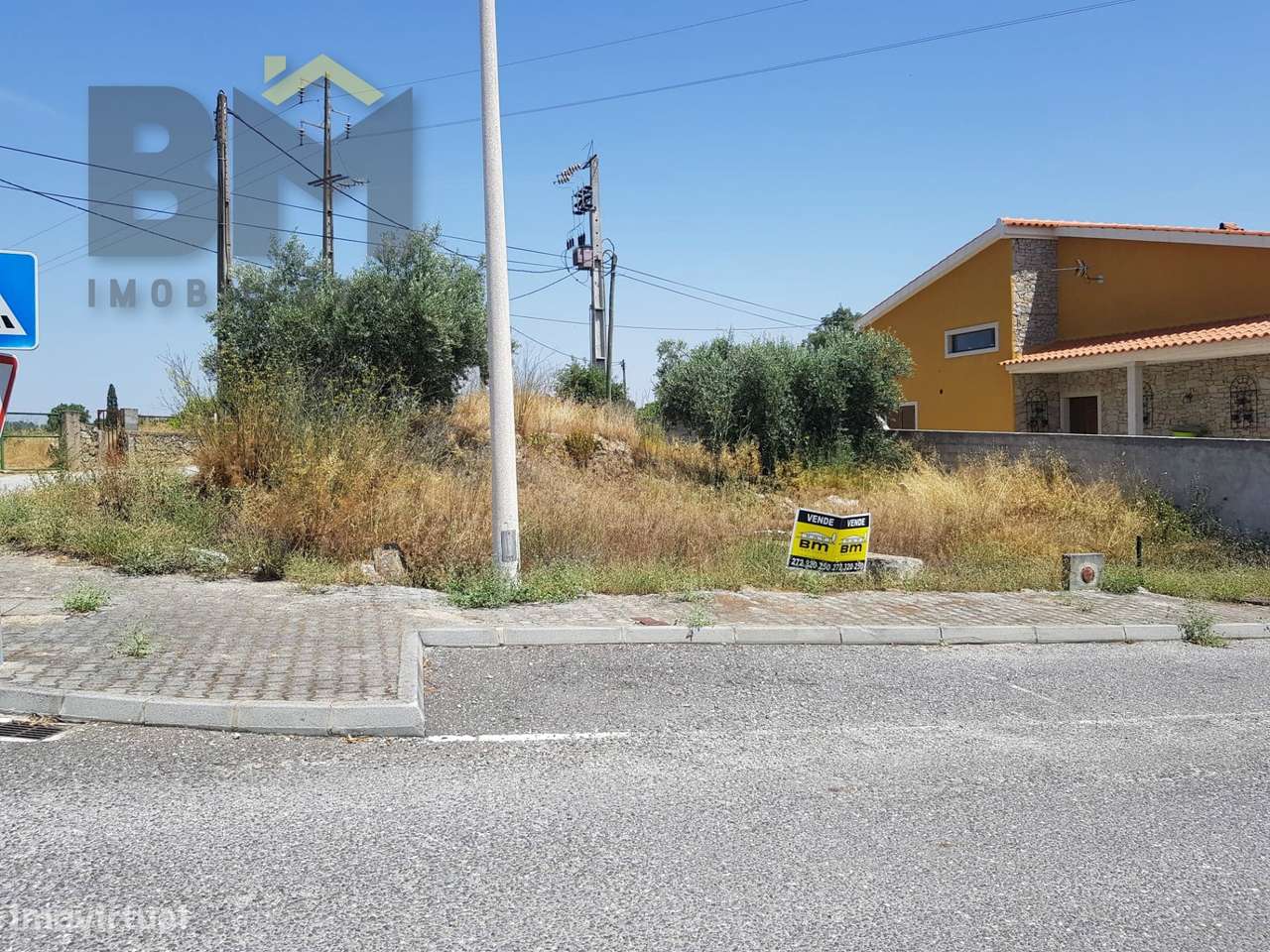 Terreno Para Construção  Venda em Escalos de Cima e Lousa,Castelo Bran - Grande imagem: 1/5