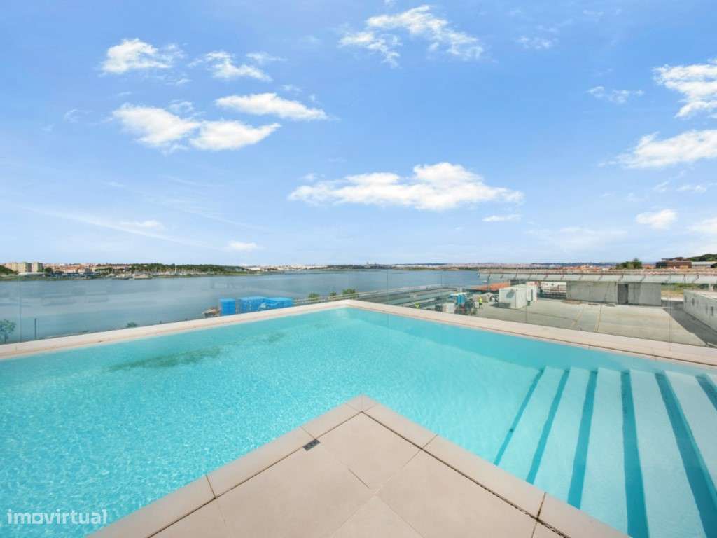 Apartamento T2 em Condomínio Privado com Piscina e Ginásio - Colina...-18