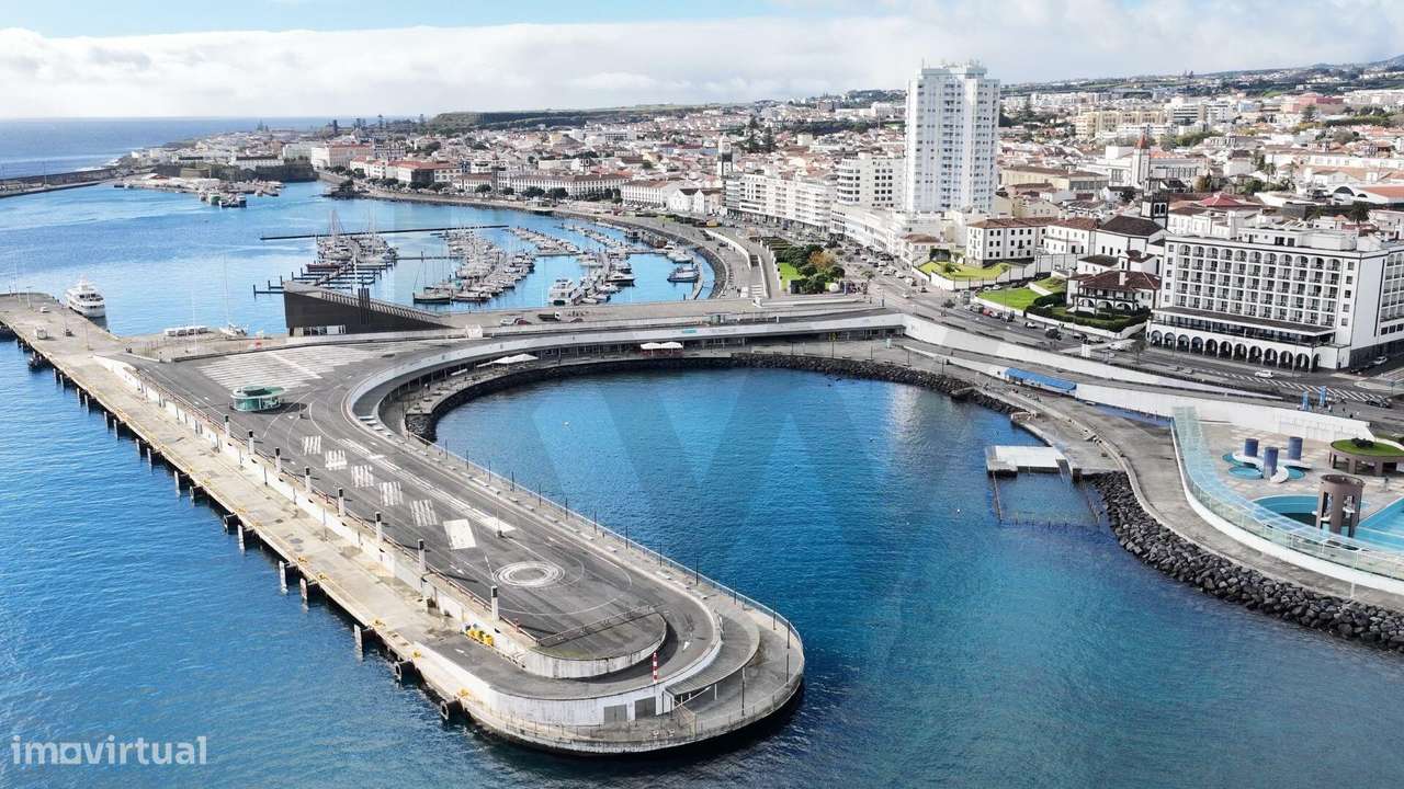 Moradia T4+1 com Quintal e Localização Premium junto às Portas do Mar, - Grande imagem: 5/26