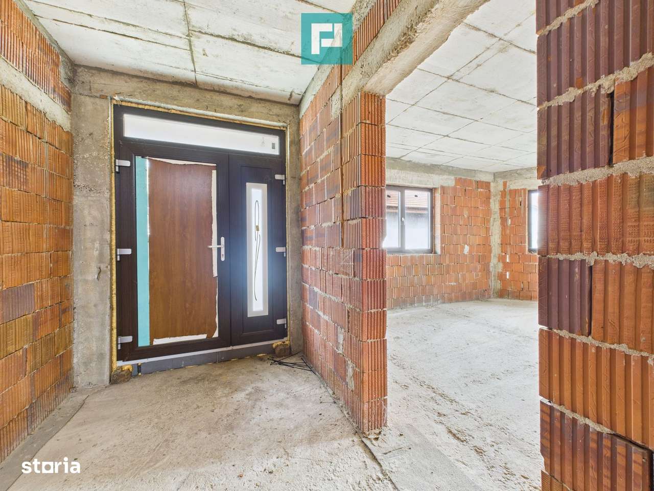 Casă la roşu P+E+M în Şagu - Imagine principală: 4/14