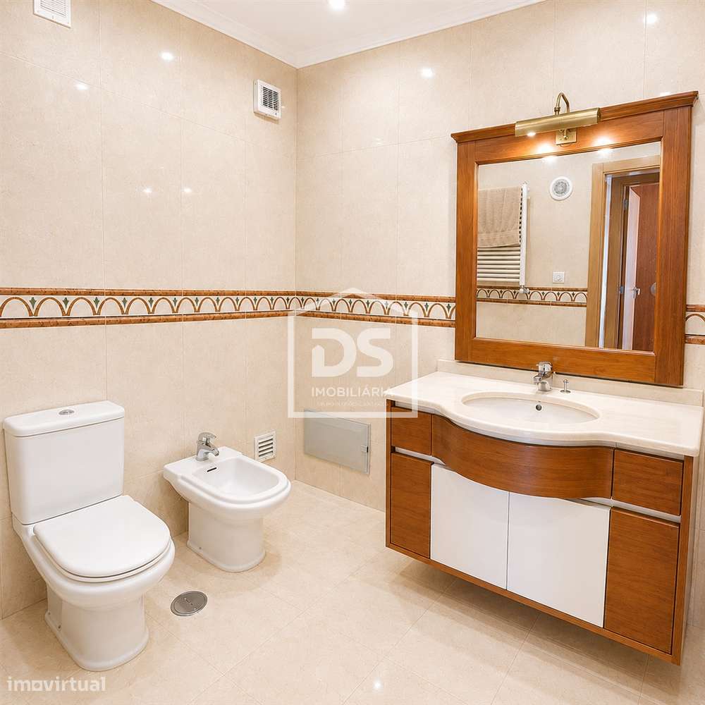 Apartamento T4 Venda em Odivelas,Odivelas-23