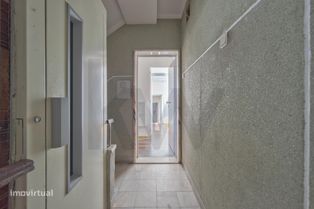 Apartamento T2 | Vista Panorâmica | Remodelado | Elevador | Lisboa - Grande imagem: 2/36