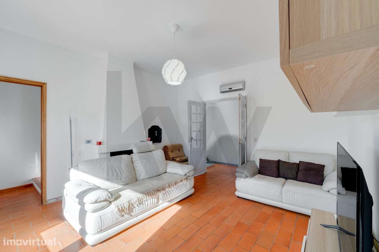 Moradia bi-familiar de 1º andar com sótão - Grande imagem: 4/21