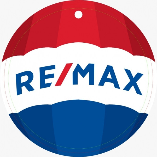 RE/MAX ONE