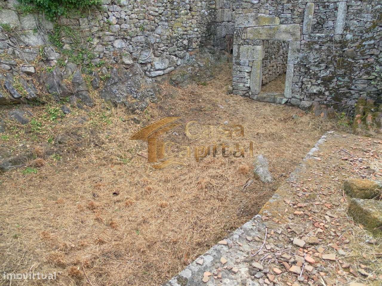 Moradia Rústica com Projecto-8