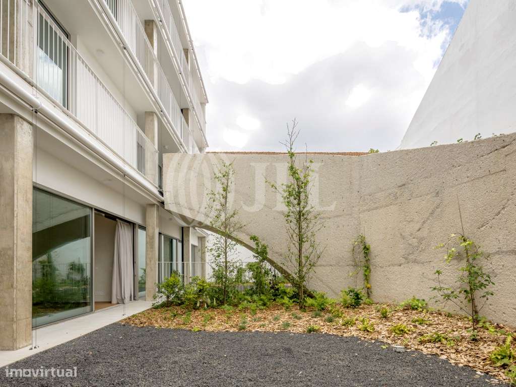 Apartamento T2, com garagem, no Condomínio Atlier, Lisboa - Grande imagem: 4/44