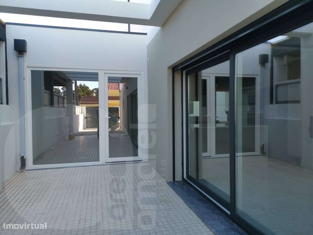 Moradia T3 Fernão Ferro-6