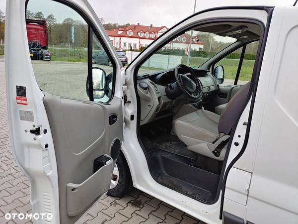 Renault Trafic - 9