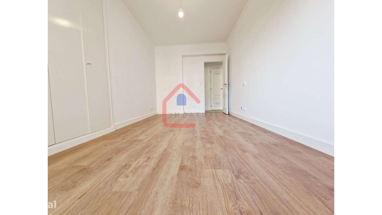 Apartamento T3 em Benfica-28